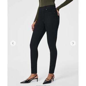 SPANX Ankle Skinny Jeans Pull On Slimming Denim- Black- Size Small - 2035R